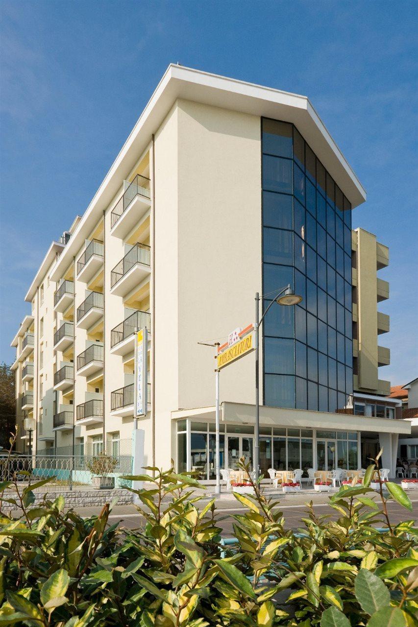 Hotel Ambasciatori Белларія-Іджеа-Марина Екстер'єр фото